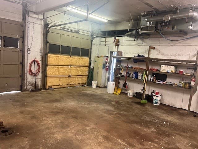 Commercial Sale at 575 State Rd, Westport MA 02790, photo 7 of 10