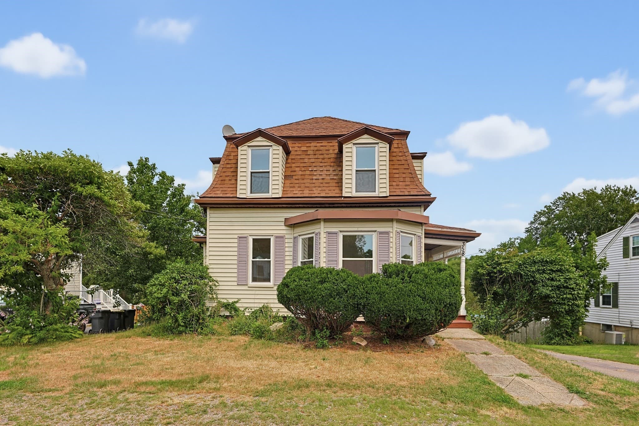 358 W Main St, Avon MA 02322