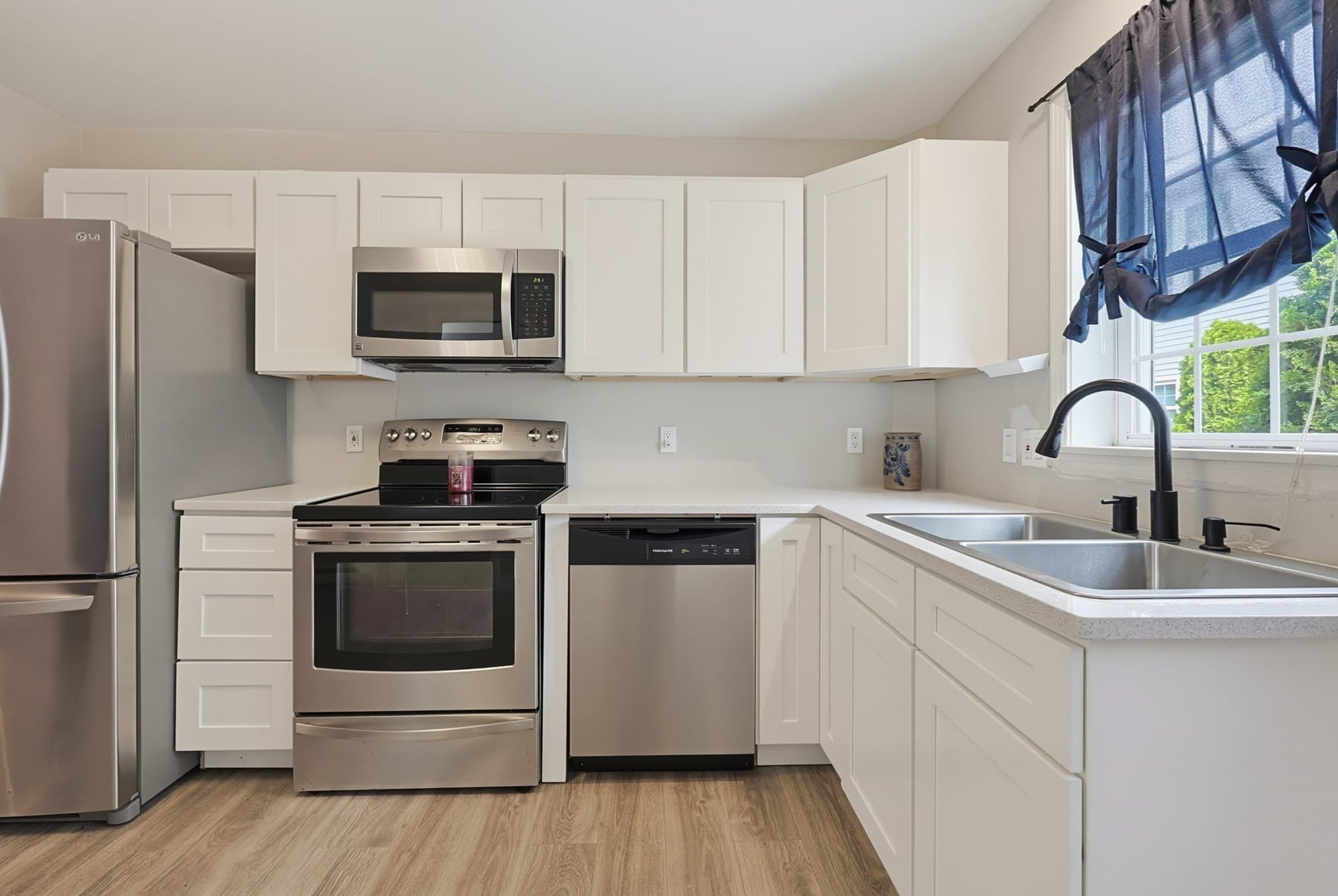 Condominium at 13 Dexter St # 13, North Attleboro MA 02760, North Attleboro, photo 9 of 27