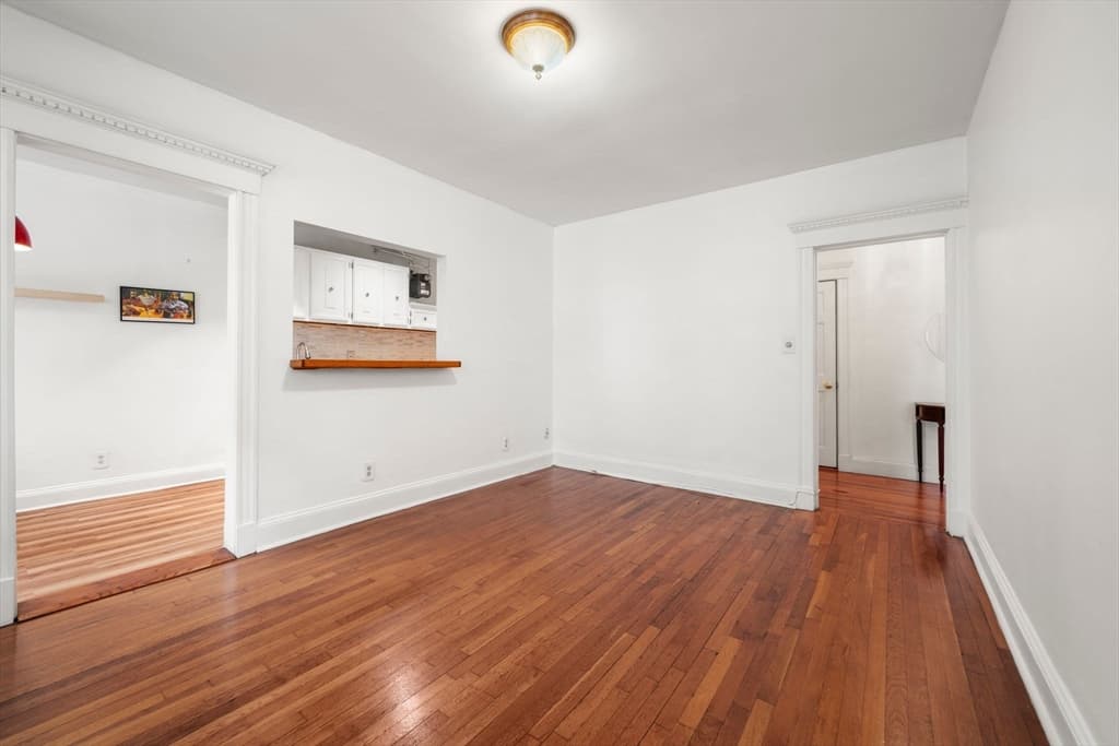 66 Queensberry St # 218, Boston MA 02215 photo 4