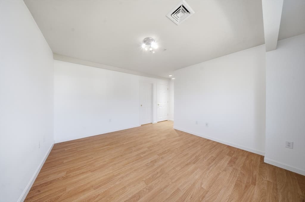 140 Commonwealth Ave # 7, North Attleboro MA 02760 photo 23