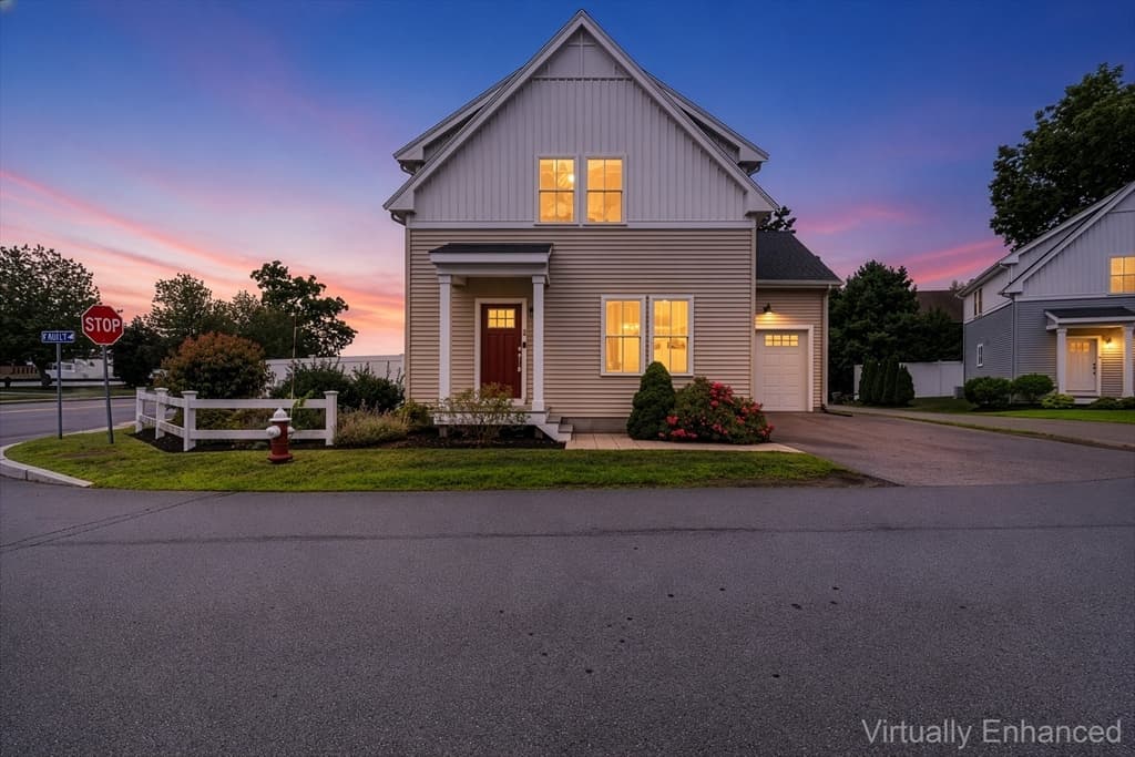 2 Oreilly Ln # 2, Foxboro MA 02035