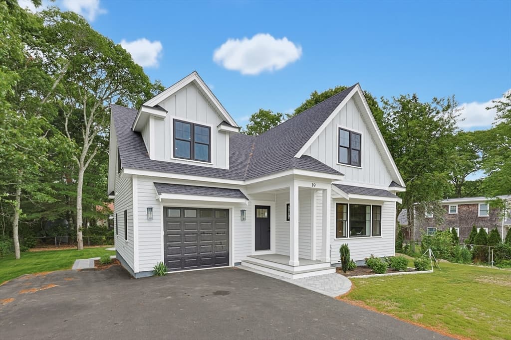 19 Puritan Road, Bourne MA 02532 photo 2