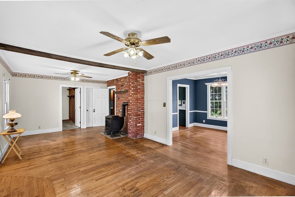 Single Family Residence at 121 Poplar St, Greenfield MA 01301, Greenfield, photo 2 of 42
