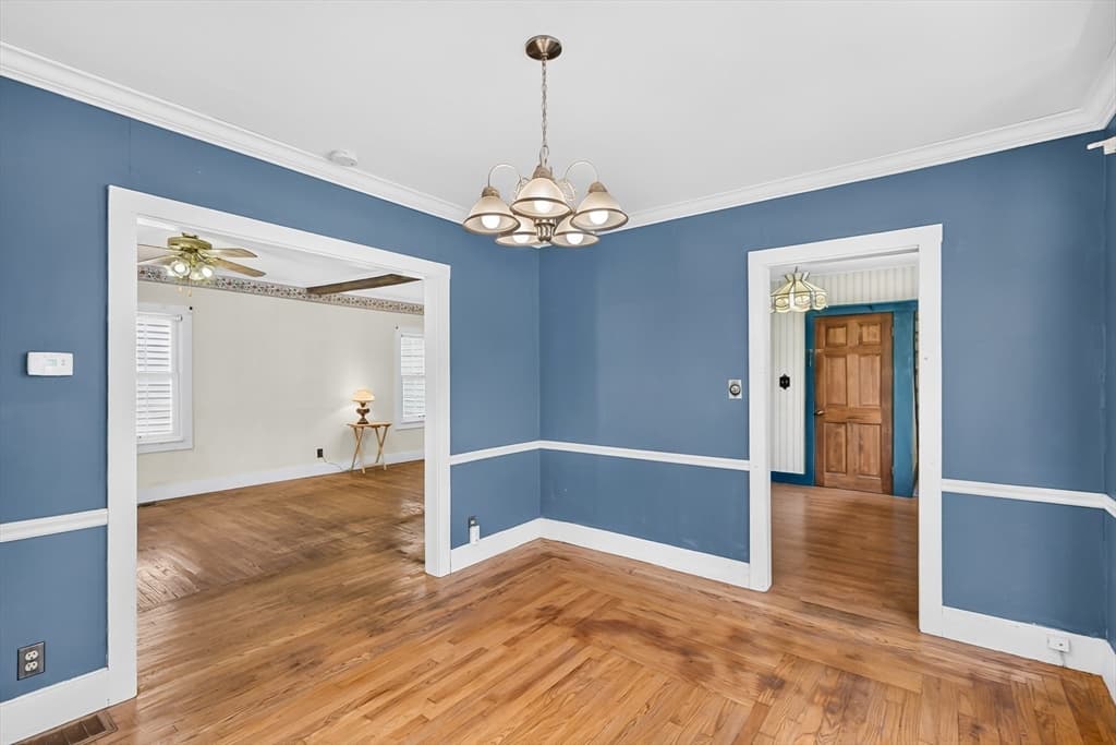 Single Family Residence at 121 Poplar St, Greenfield MA 01301, Greenfield, photo 6 of 42