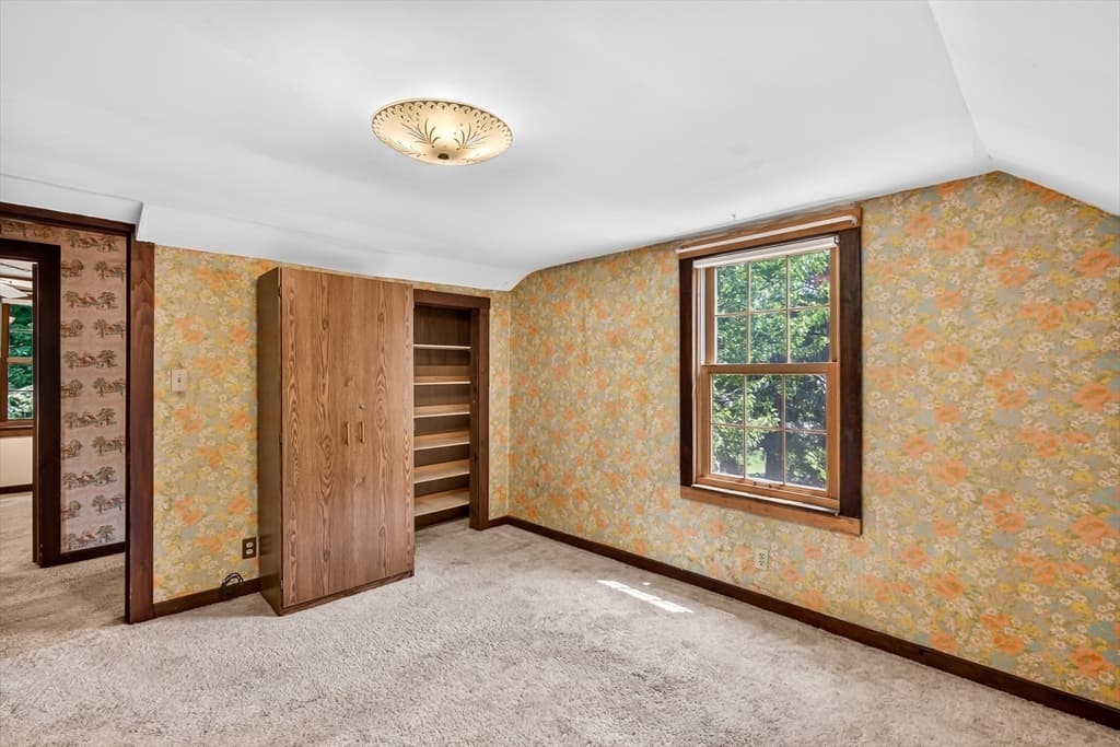 Single Family Residence at 121 Poplar St, Greenfield MA 01301, Greenfield, photo 20 of 42