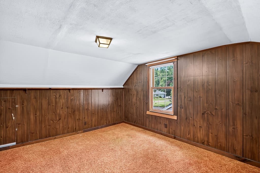 Single Family Residence at 121 Poplar St, Greenfield MA 01301, Greenfield, photo 19 of 42