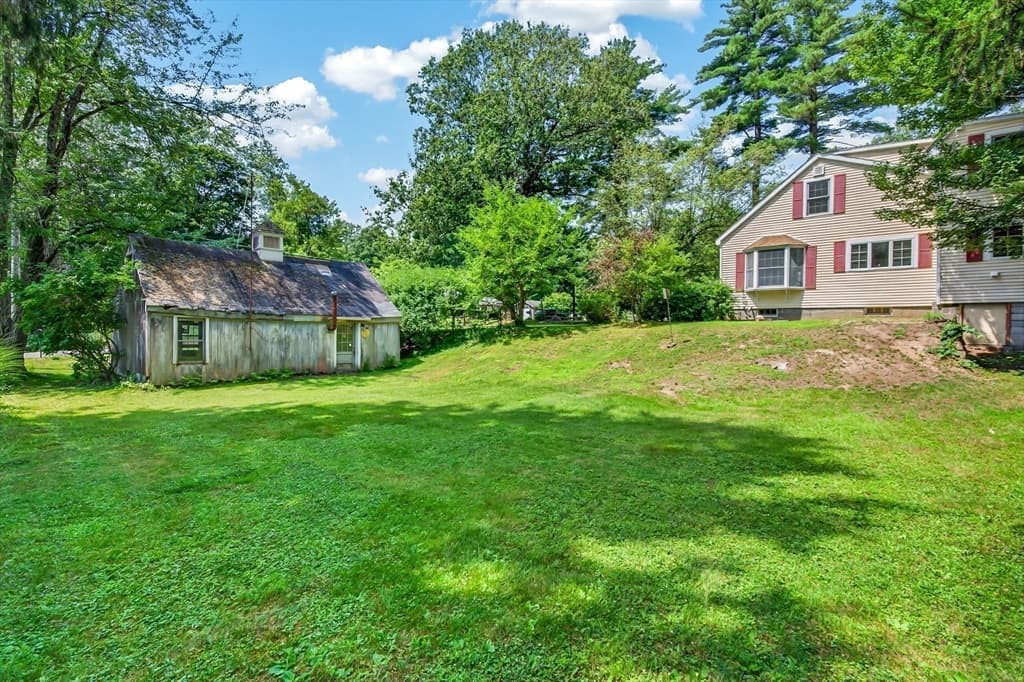 Single Family Residence at 121 Poplar St, Greenfield MA 01301, Greenfield, photo 35 of 42