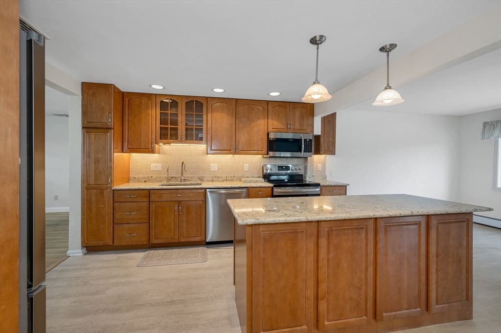 35 Roland Road, Revere MA 02151 photo 4