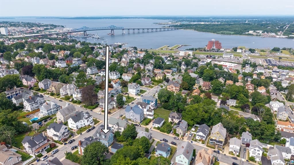 Single Family Residence at 330 Lincoln Ave, Fall River MA 02720, Fall River, photo 36 of 42