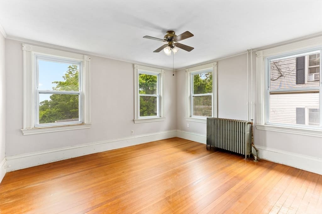 Single Family Residence at 330 Lincoln Ave, Fall River MA 02720, Fall River, photo 32 of 42