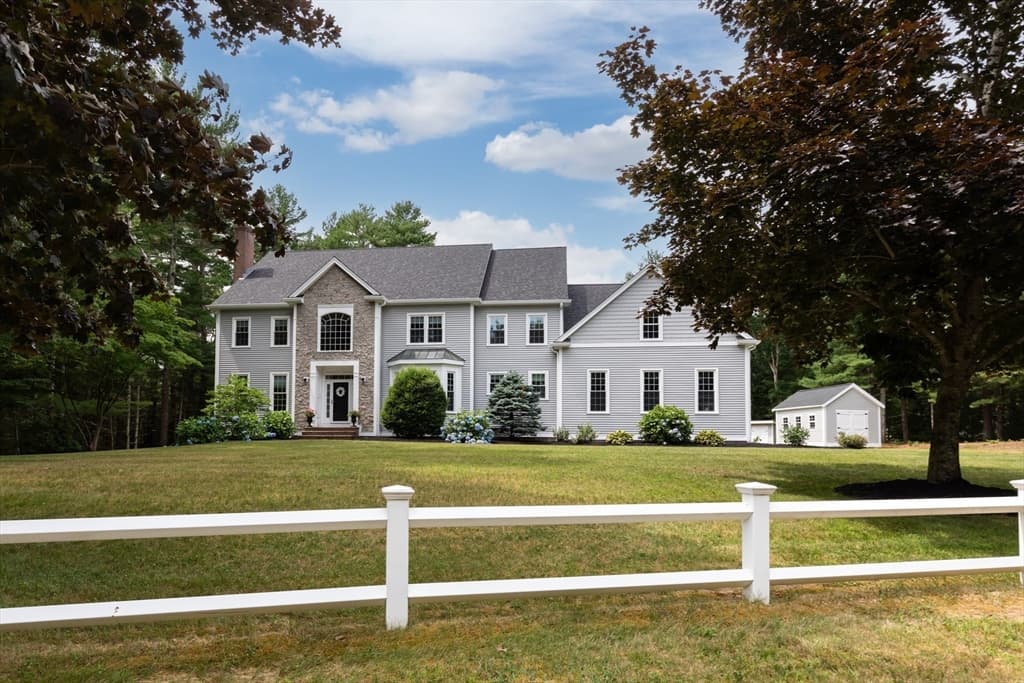 239 Country Club Way, Kingston MA 02364 photo 3