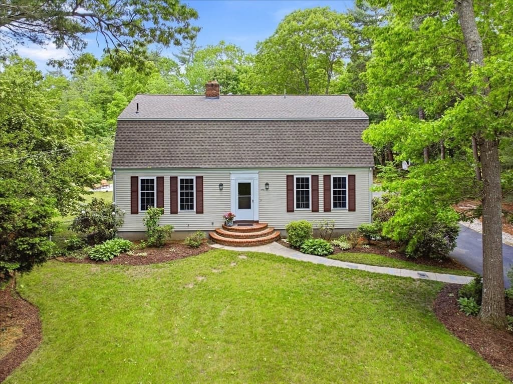 246 Cross Street, Bridgewater MA 02324 photo 2