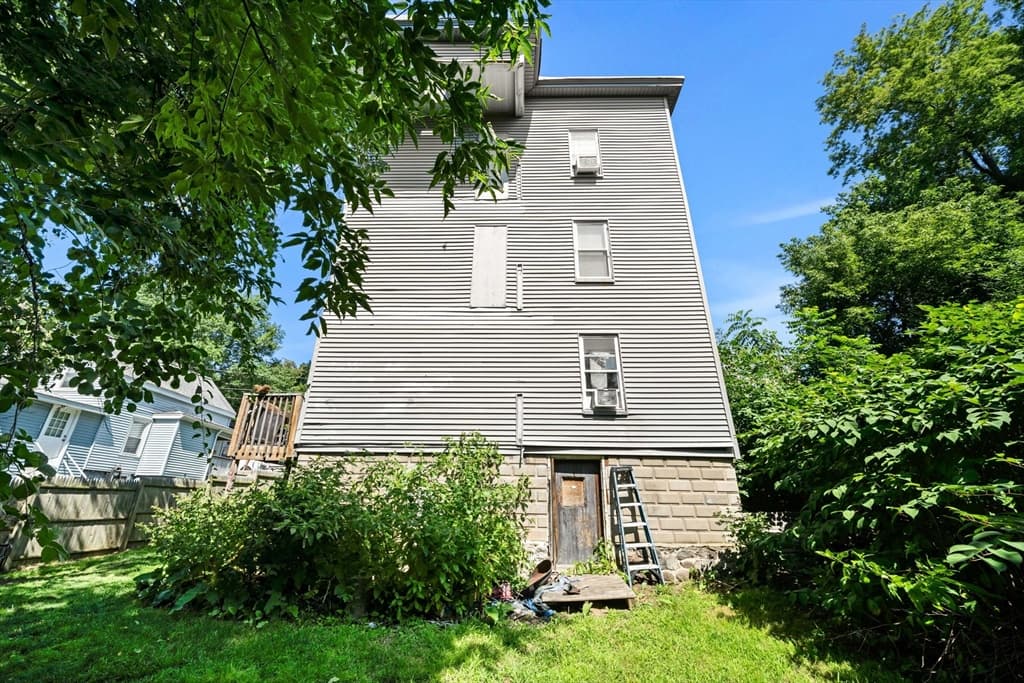 38 Wilson St (38-40), Haverhill MA 01832 photo 5