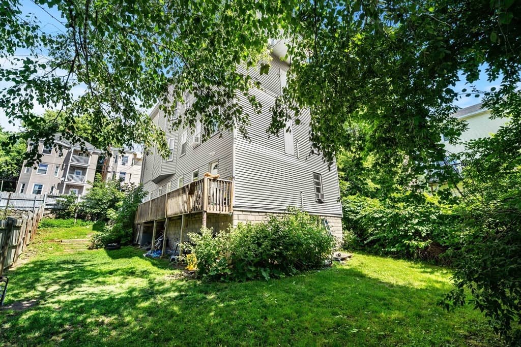 38 Wilson St (38-40), Haverhill MA 01832 photo 4