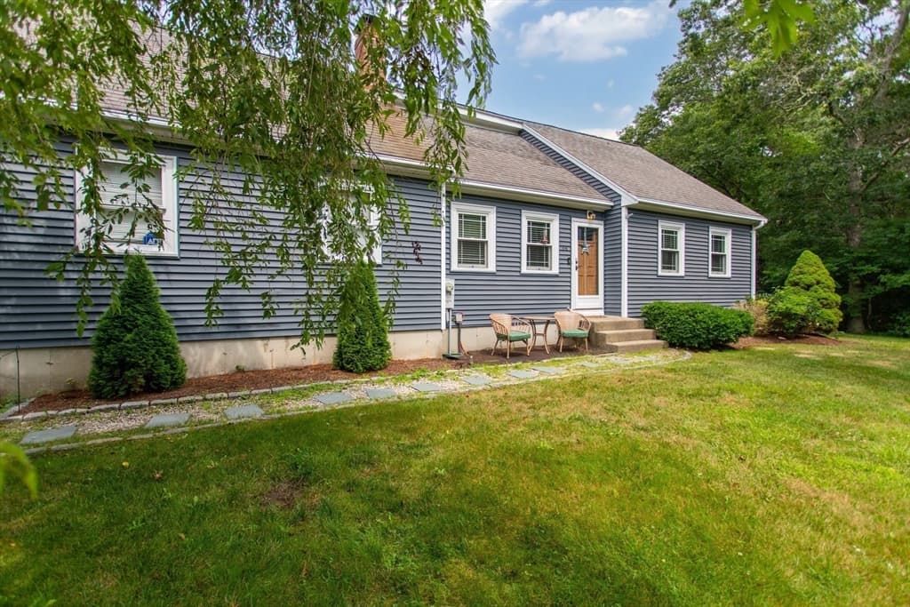 64 Dorothy Dr, Plymouth MA 02360 photo 5