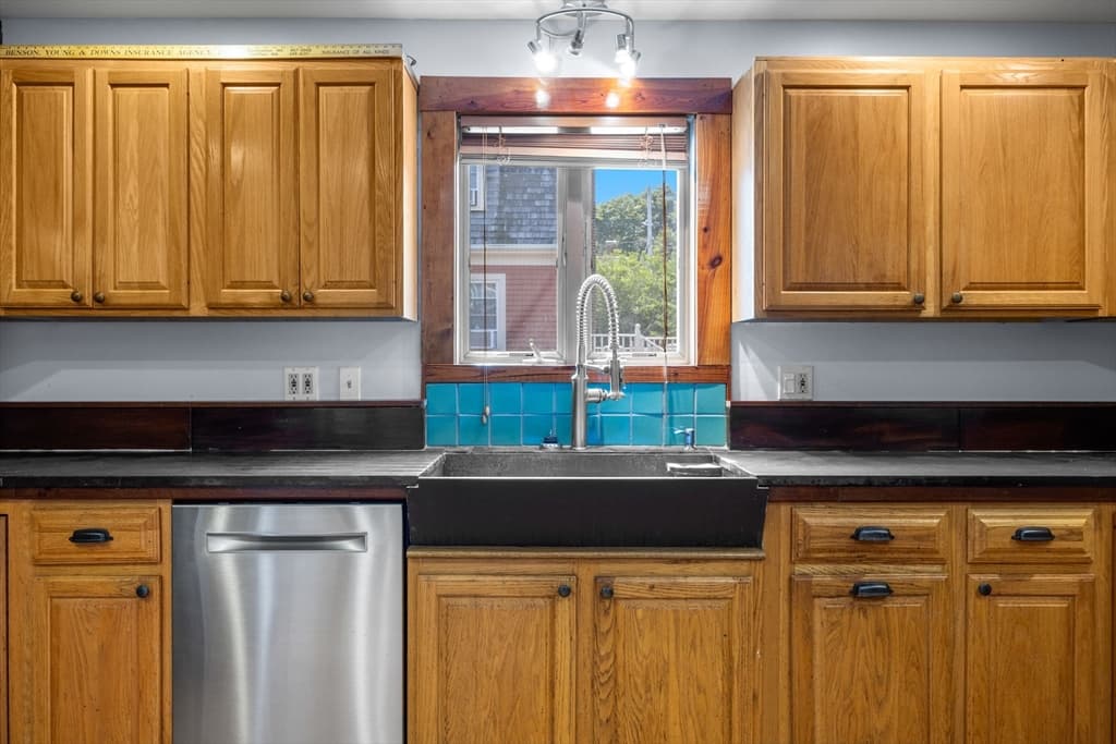196 Bradford Street, Provincetown MA 02657 photo 15