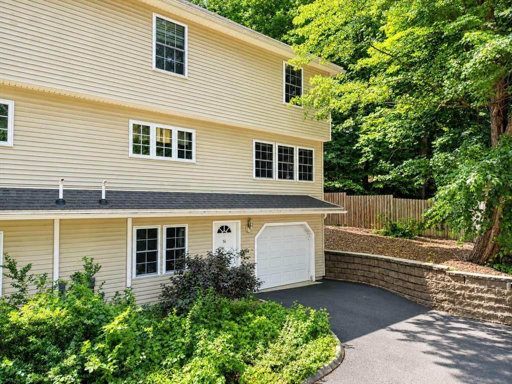 56 Montville St # 56, Chicopee MA 01013