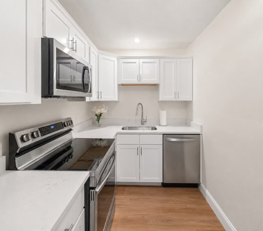 159 Bittersweet Ln # 123, Randolph MA 02368 photo 7