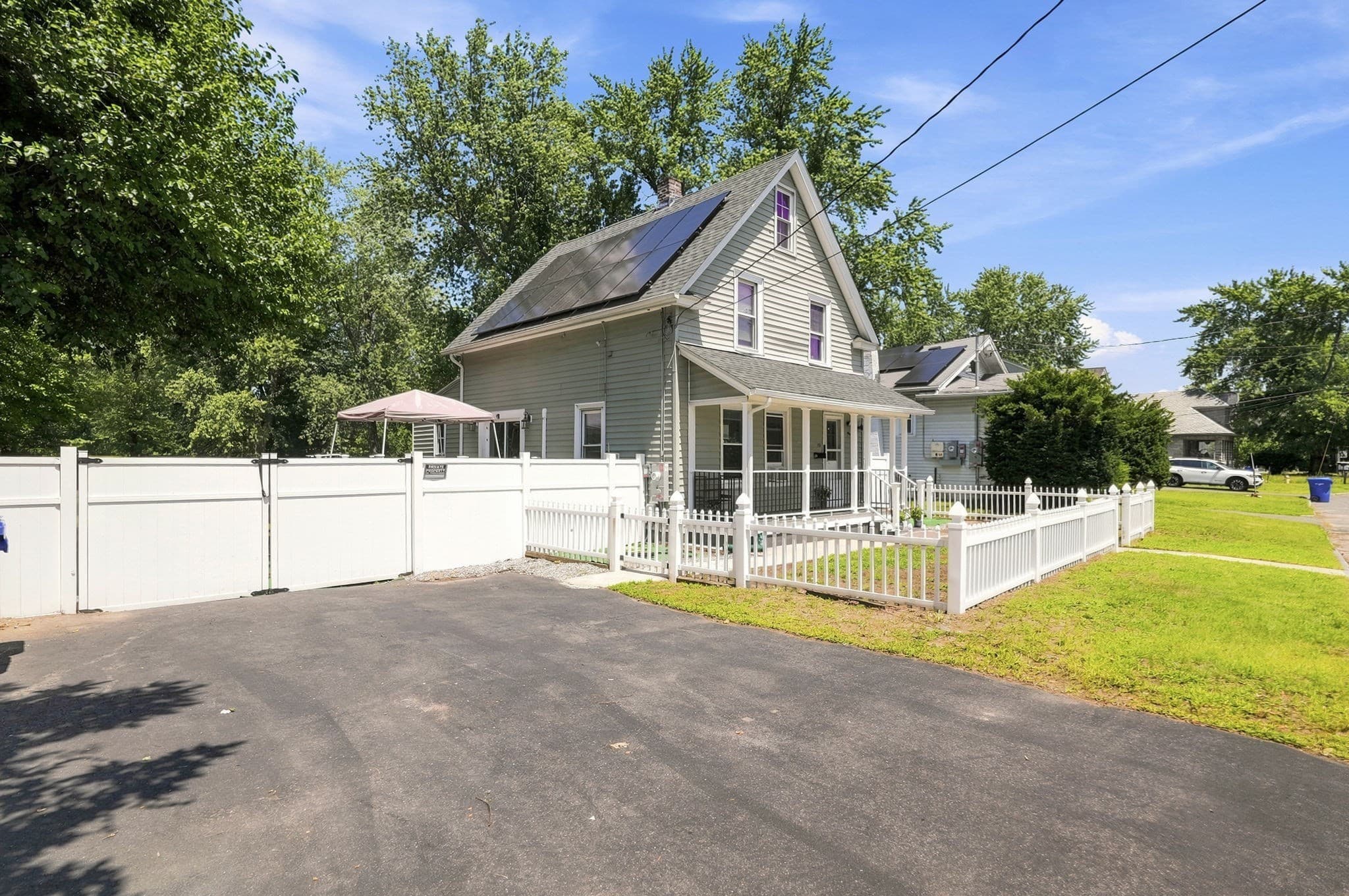 Single Family Residence at 72 Switzer Street, Springfield MA 01109, Springfield, photo 13 of 40