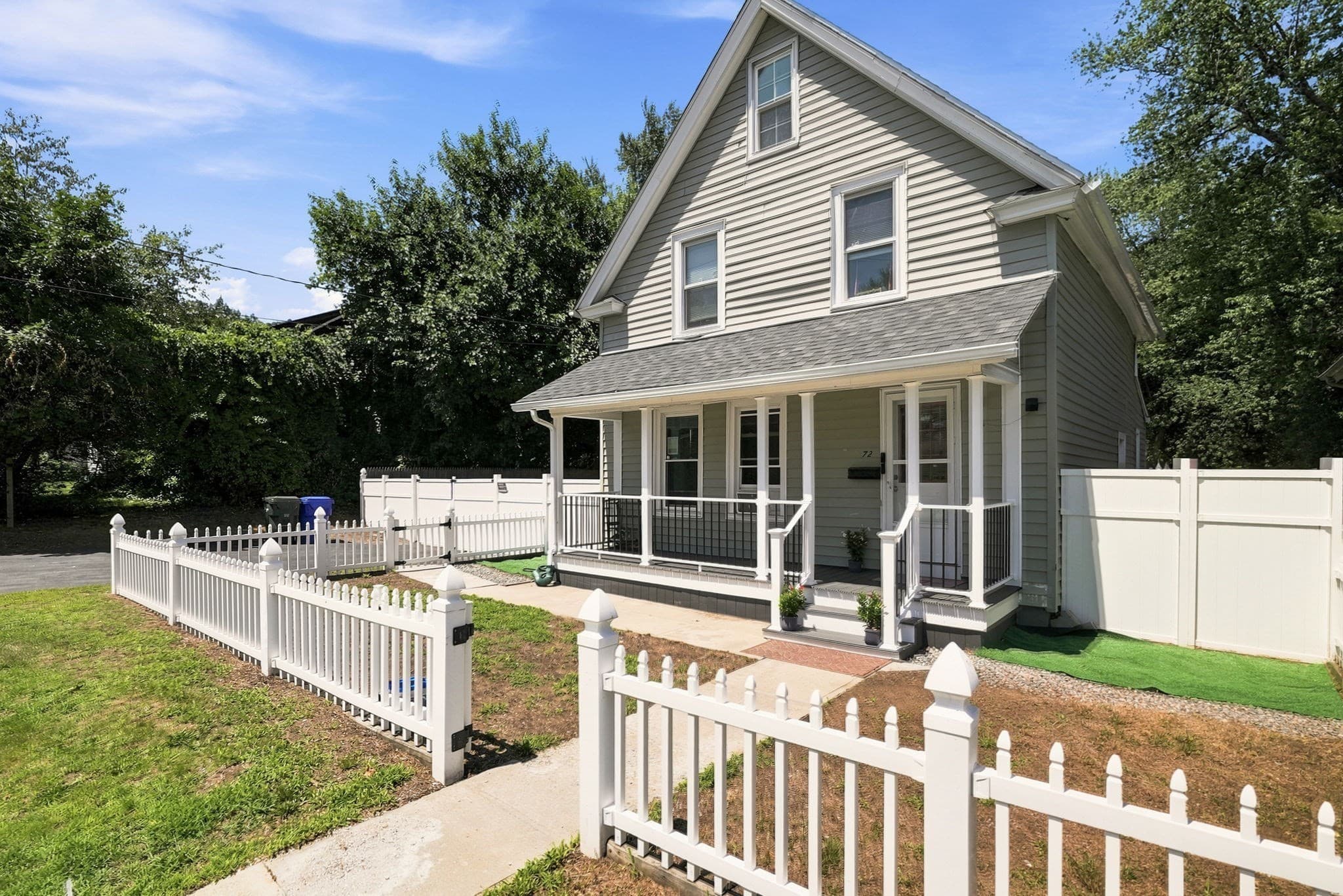 Single Family Residence at 72 Switzer Street, Springfield MA 01109, Springfield, photo 5 of 40