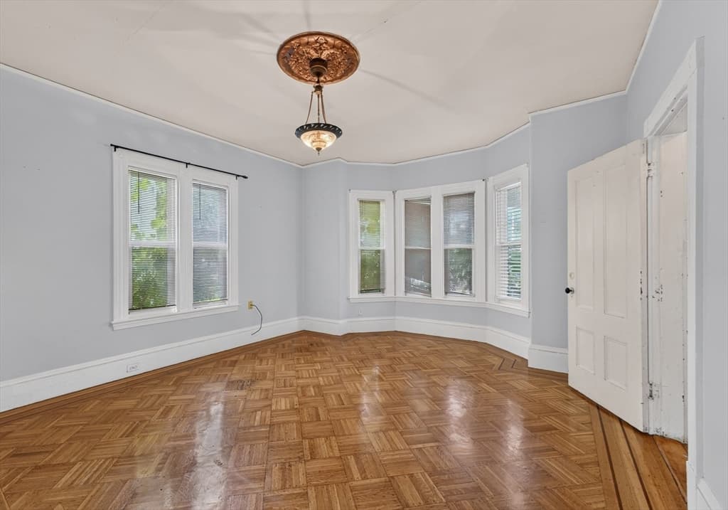 9 Dartmouth St, Somerville MA 02145 photo 17