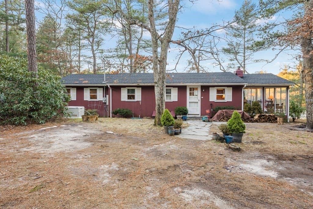 1029 Old Sandwich Rd, Plymouth MA 02360 photo 9