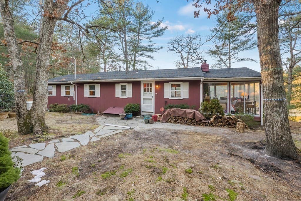 1029 Old Sandwich Rd, Plymouth MA 02360 photo 4