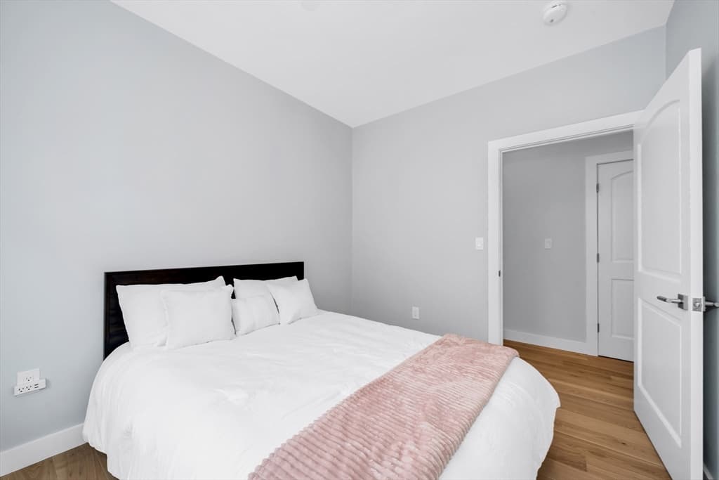 181 Maverick Street # 1, Boston MA 02128 photo 22