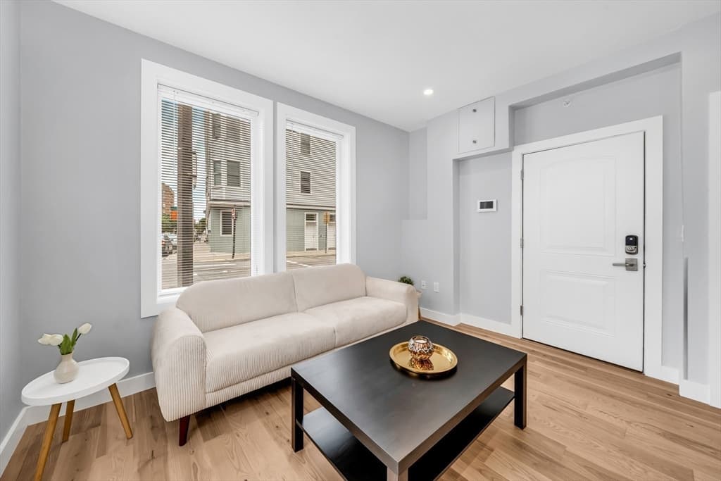 181 Maverick Street # 1, Boston MA 02128 photo 9