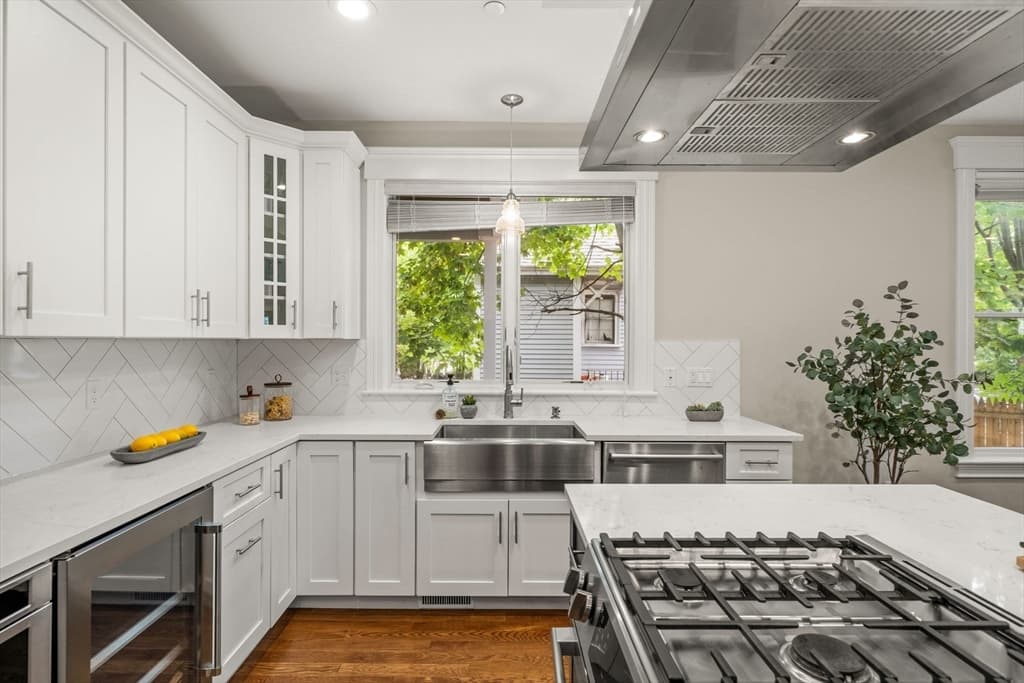 14 Pearl # B, Somerville MA 02145 photo 6
