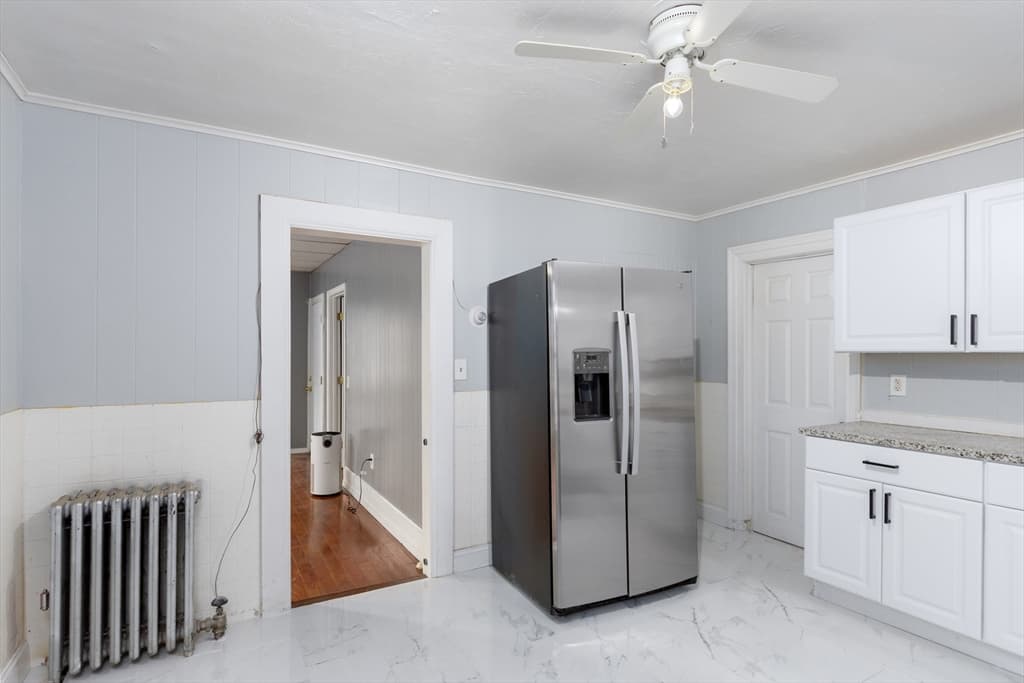124 Belmont St, Worcester MA 01605 photo 22
