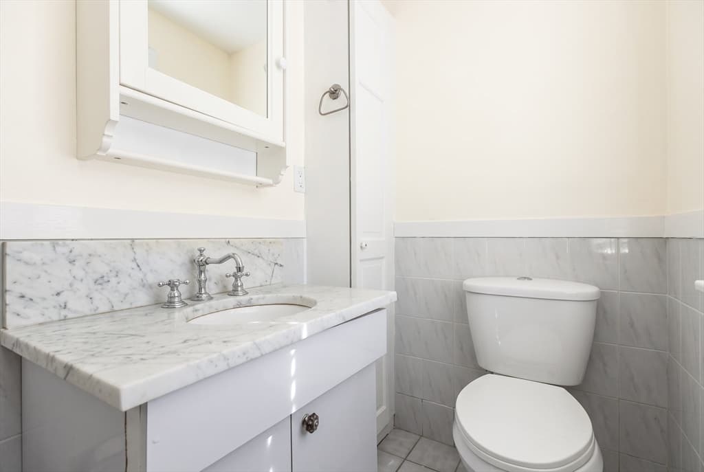 78 Arnold St, Quincy MA 02169 photo 10