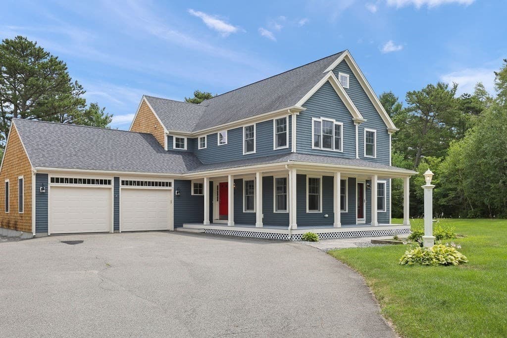 10 Pond Edge Trl, Wareham MA 02571 photo 2