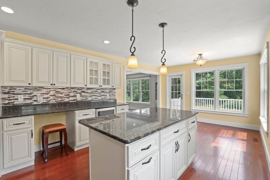 10 Pond Edge Trl, Wareham MA 02571 photo 11
