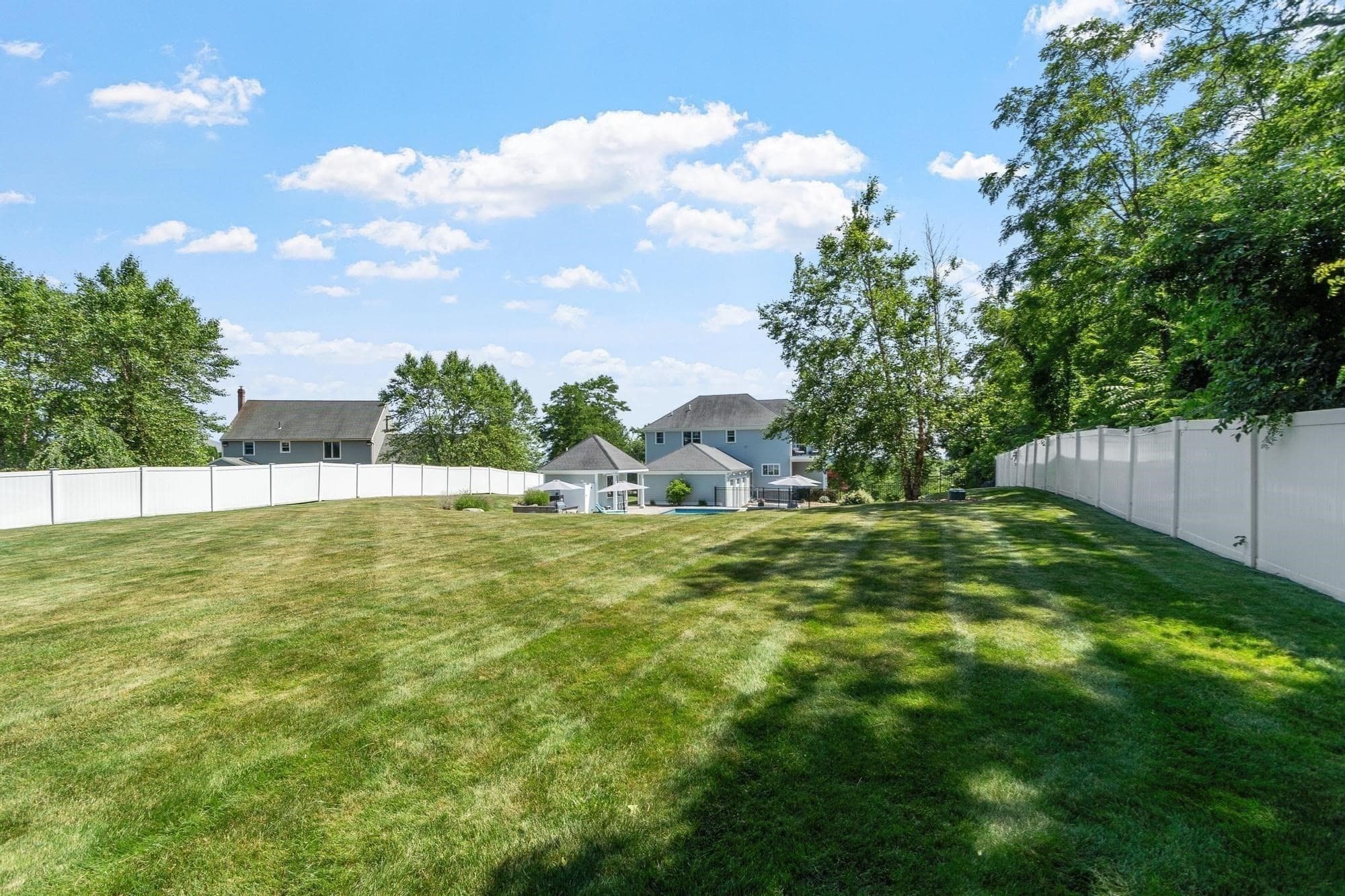 Single Family Residence at 7 Bridle Spur Ln, Danvers MA 01923, Danvers, photo 42 of 42