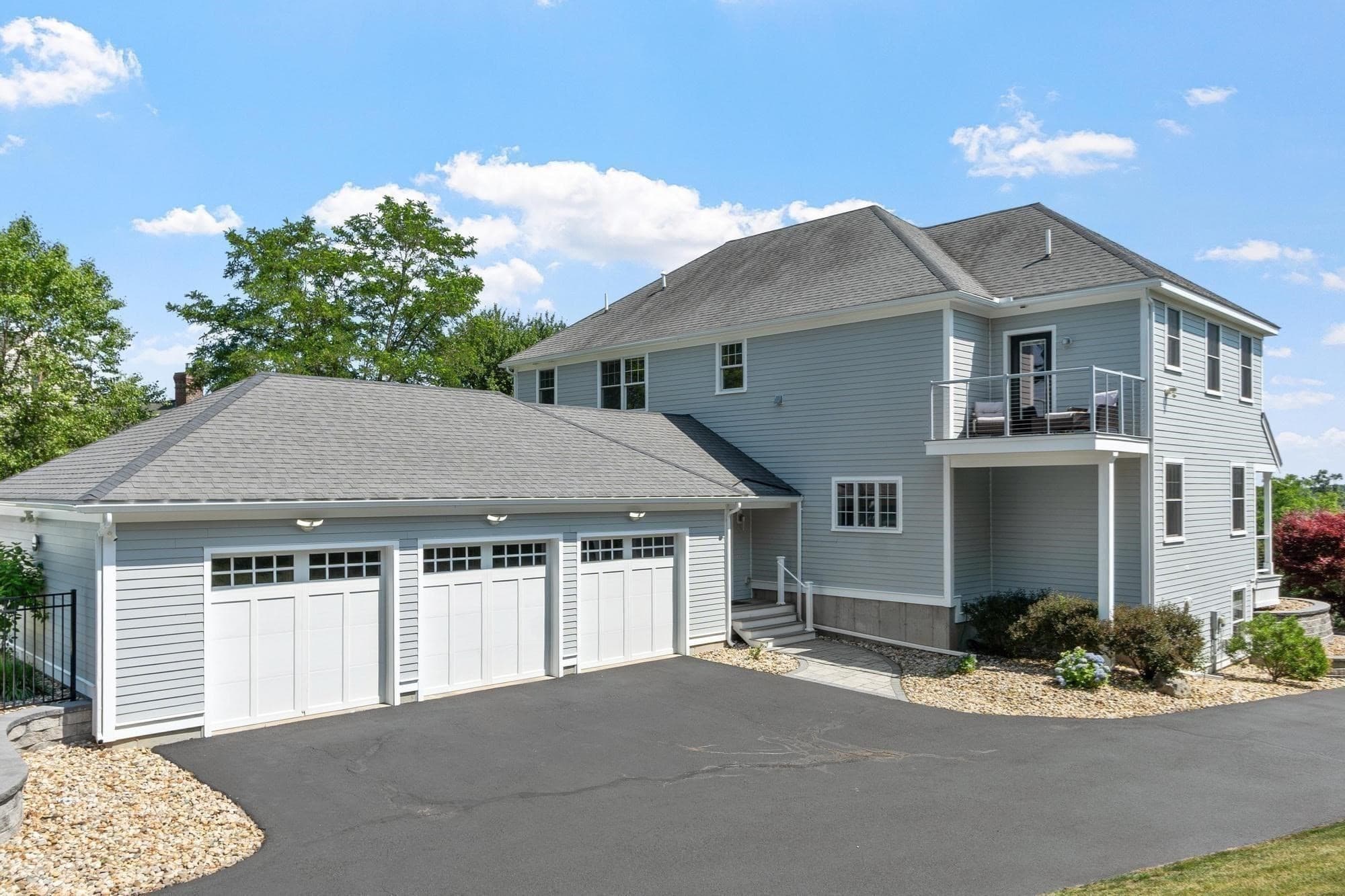 Single Family Residence at 7 Bridle Spur Ln, Danvers MA 01923, Danvers, photo 38 of 42