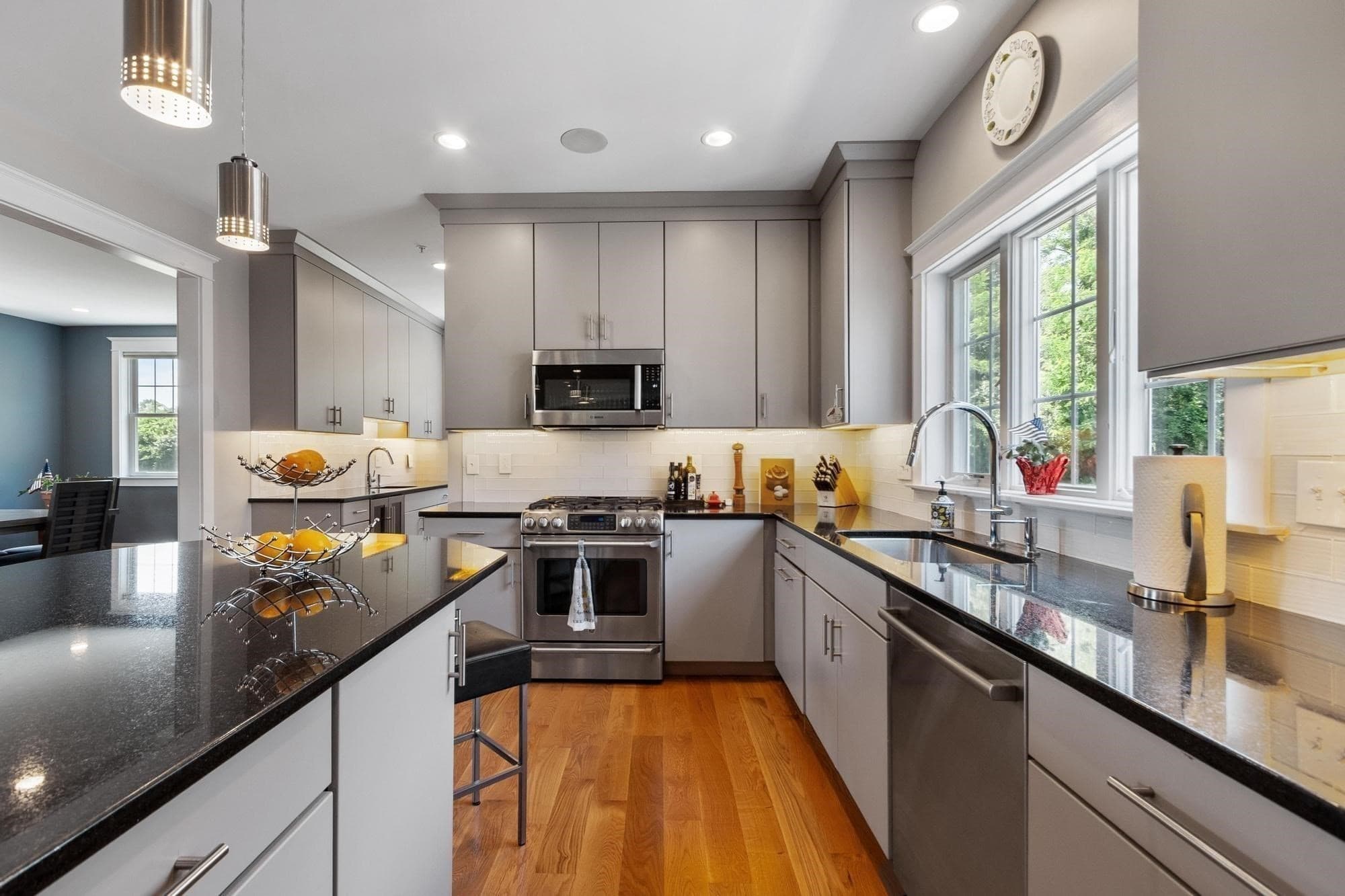 Single Family Residence at 7 Bridle Spur Ln, Danvers MA 01923, Danvers, photo 10 of 42