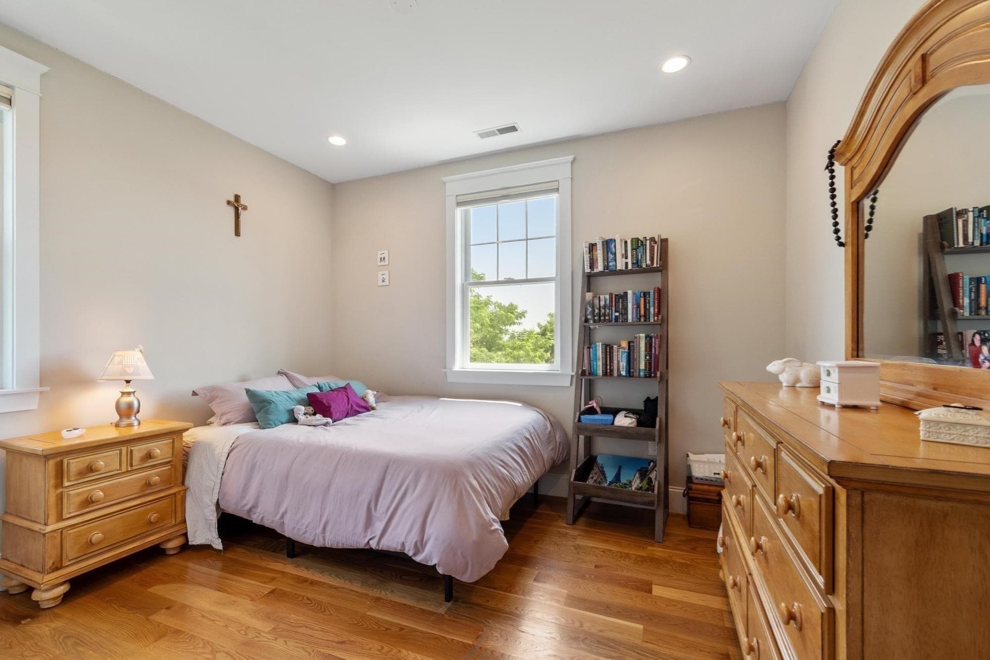 Single Family Residence at 7 Bridle Spur Ln, Danvers MA 01923, Danvers, photo 29 of 42