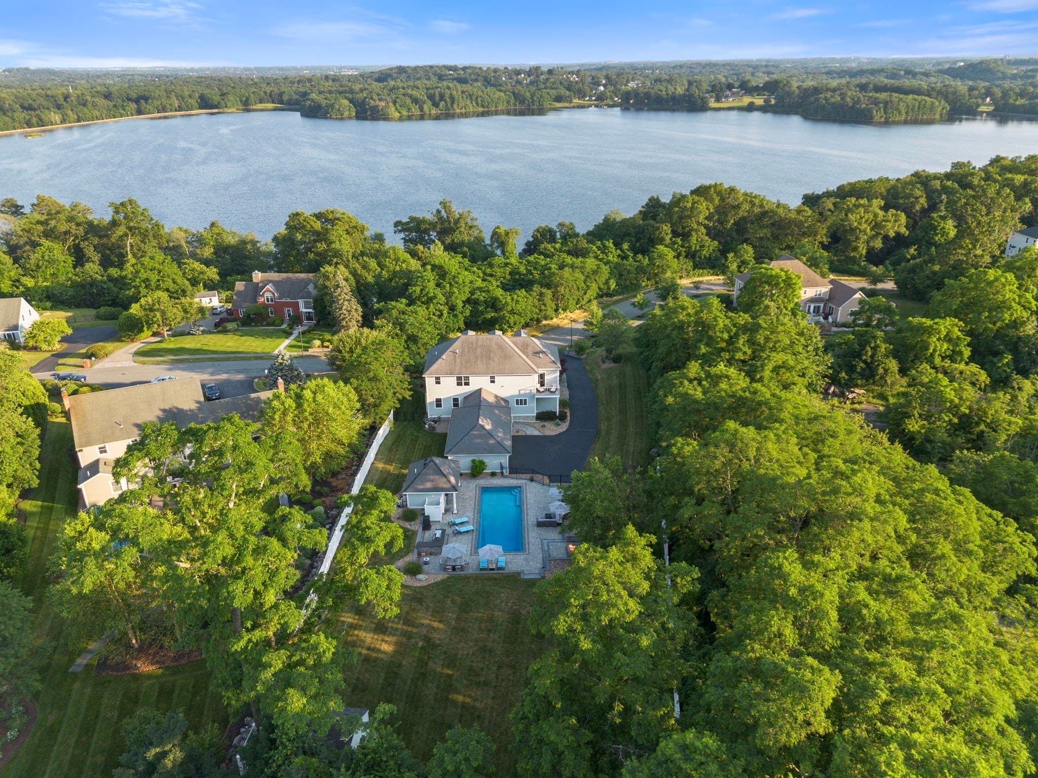 Single Family Residence at 7 Bridle Spur Ln, Danvers MA 01923, Danvers, photo 4 of 42