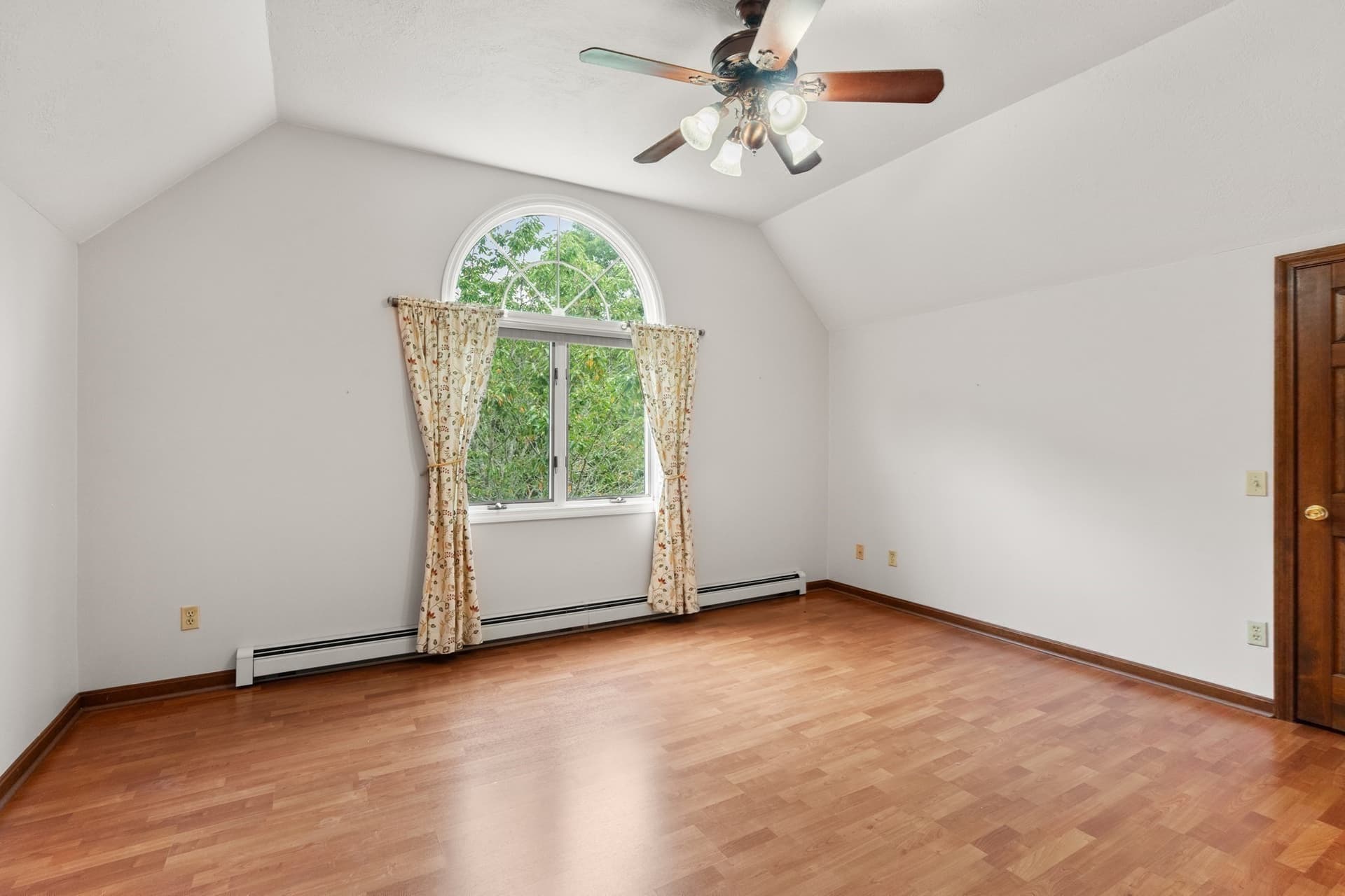 Single Family Residence at 76 Ellisville Green, Plymouth MA 02360, photo 18 of 38