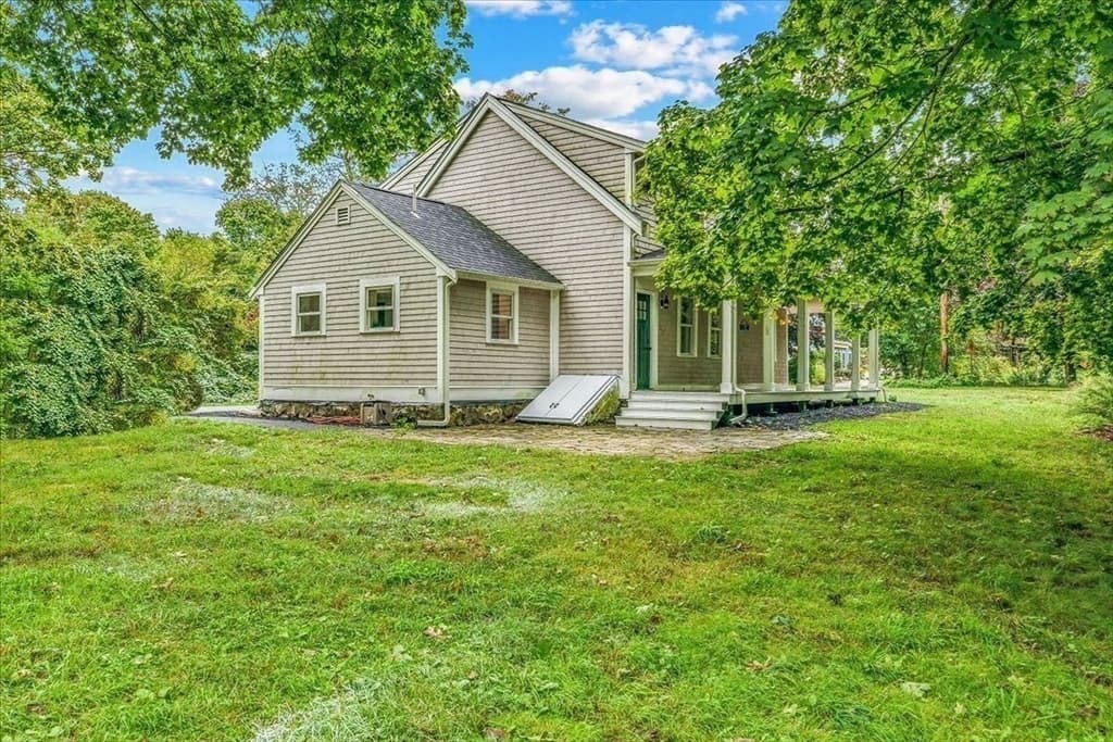145 Plymouth St, Carver MA 02330 photo 18