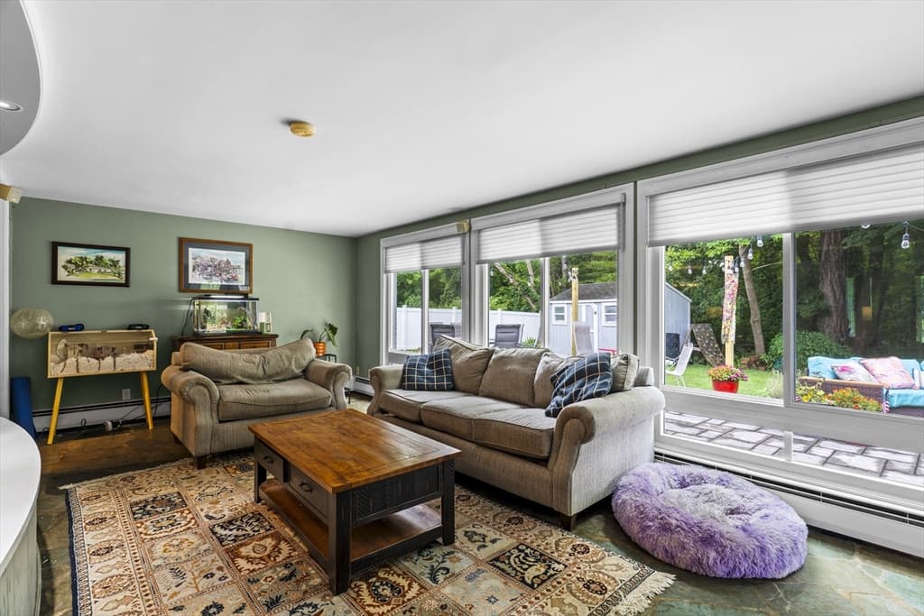 83 Braemoor Rd, Brockton MA 02301 photo 11