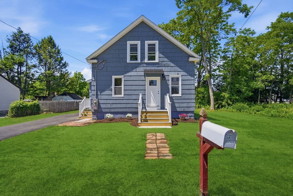 4 Wilson Street, Wilbraham MA 01095