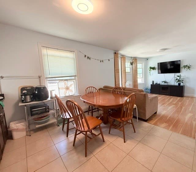 40 Woodbine St, Quincy MA 02170 photo 4