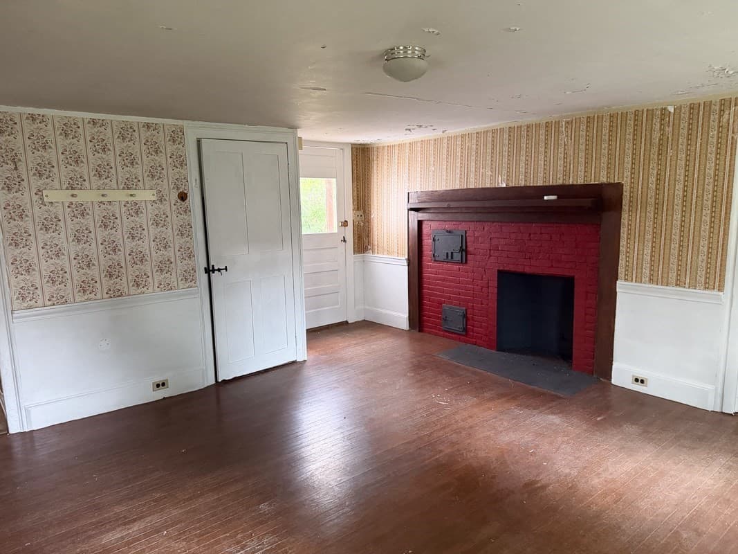 Multi Family at 179 Front St, Winchendon MA 01475, photo 7 of 25