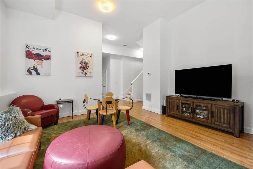 126 Walnut St # 126, Wellesley MA 02481 photo 27