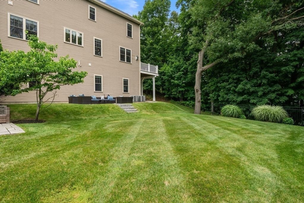 126 Walnut St # 126, Wellesley MA 02481 photo 38