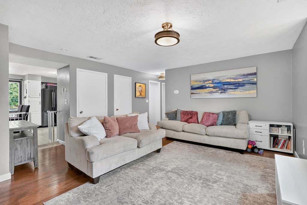 82 Neponset St # B, Canton MA 02021 photo 16