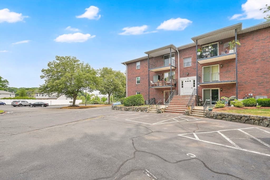 82 Neponset St # B, Canton MA 02021 photo 34